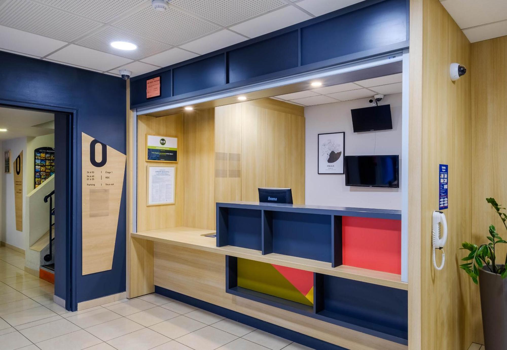 B&B Hotel Frejus Puget-Sur-Argens Zewnętrze zdjęcie