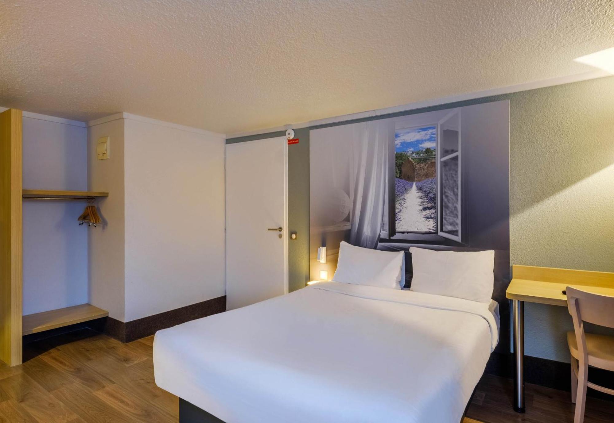 B&B Hotel Frejus Puget-Sur-Argens Zewnętrze zdjęcie